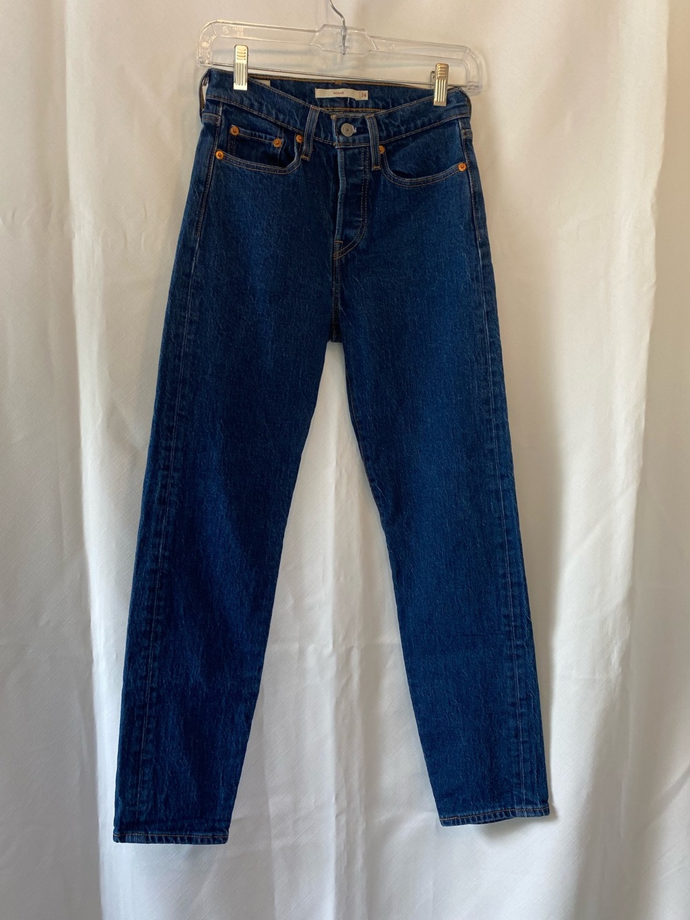 Levi's Wedgie Womens Button Fly Jeans Indifferent Indigo Dark Wash 24 Streetwear